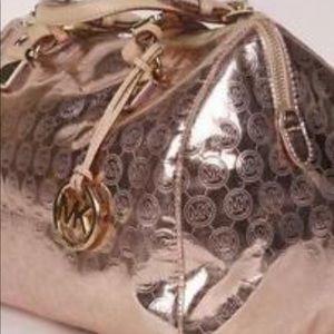 Meet your Posher, Vaishali